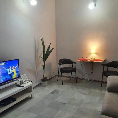 Apartamento Centro Historico Solo Office Seville Luaran gambar